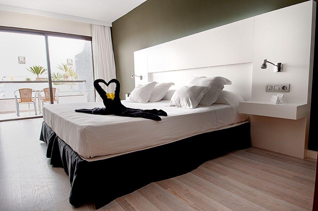 R2 Romantic Fantasia Dreams & Suites Hotel (Adults Only) تاراخاليخو المظهر الخارجي الصورة