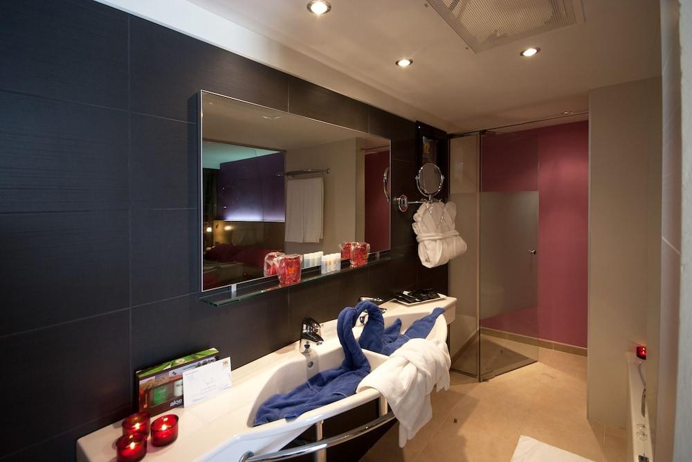 R2 Romantic Fantasia Dreams & Suites Hotel (Adults Only) تاراخاليخو المظهر الخارجي الصورة