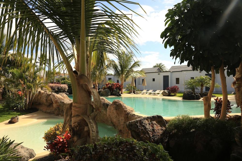 R2 Romantic Fantasia Dreams & Suites Hotel (Adults Only) تاراخاليخو المظهر الخارجي الصورة