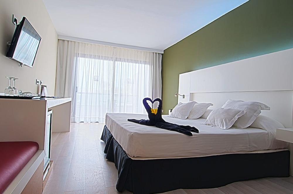 R2 Romantic Fantasia Dreams & Suites Hotel (Adults Only) تاراخاليخو المظهر الخارجي الصورة
