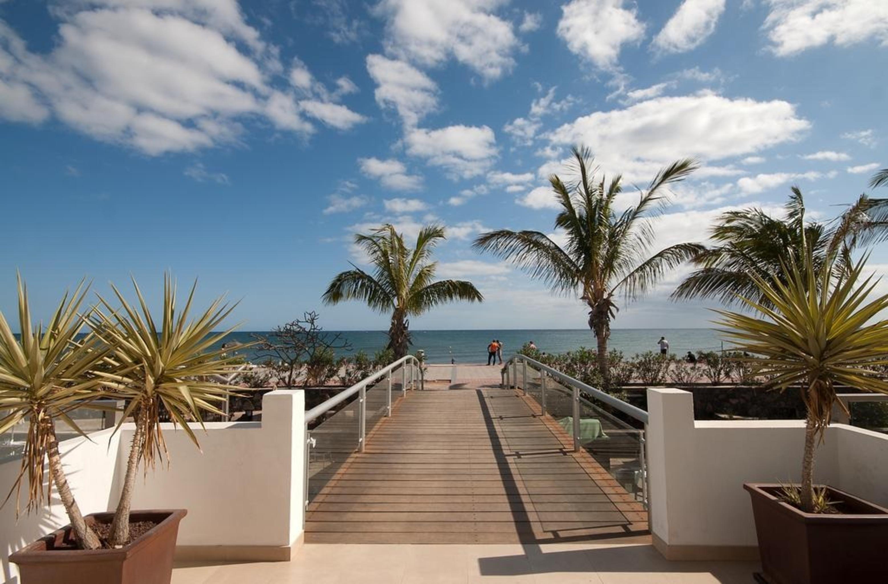 R2 Romantic Fantasia Dreams & Suites Hotel (Adults Only) تاراخاليخو المظهر الخارجي الصورة