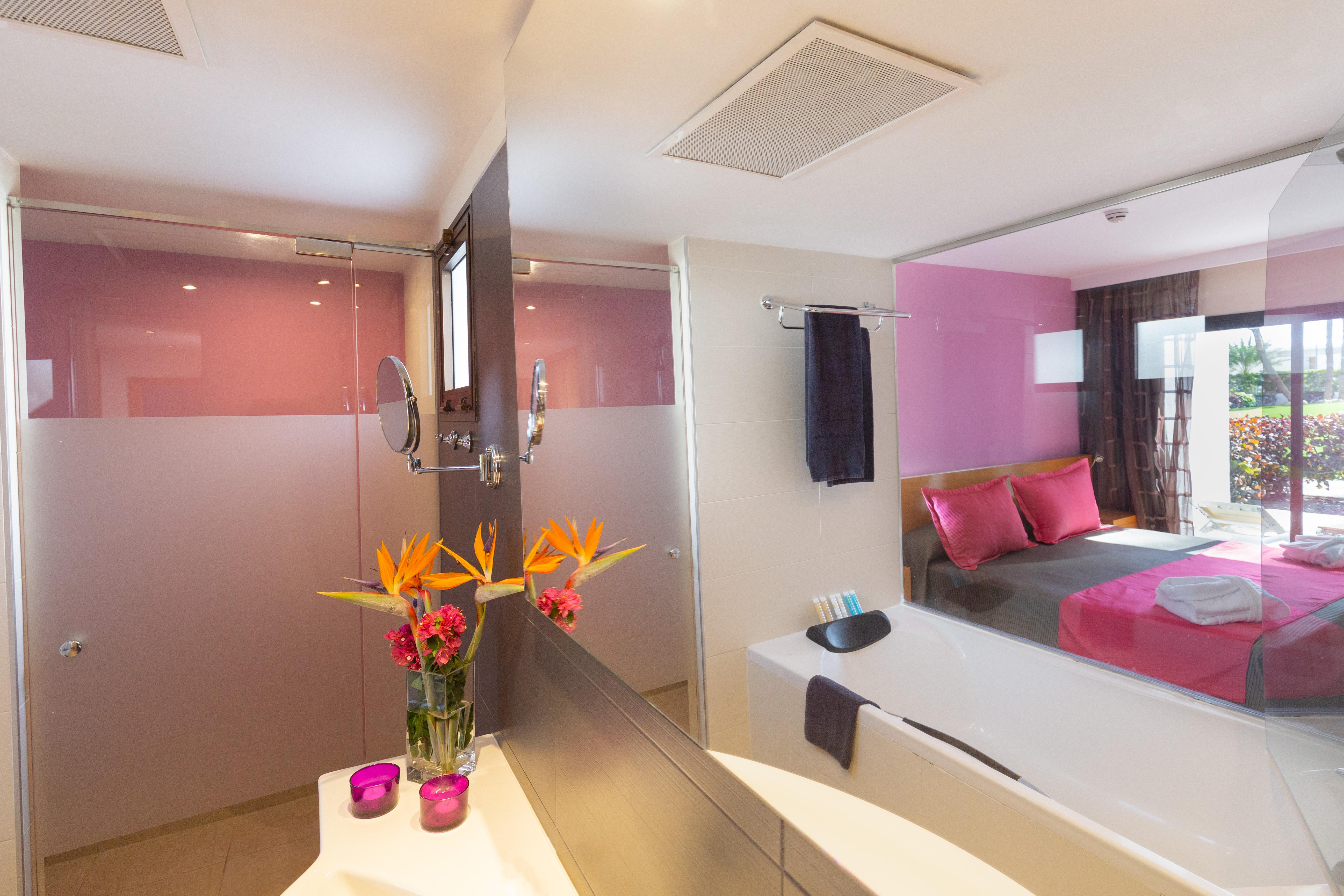 R2 Romantic Fantasia Dreams & Suites Hotel (Adults Only) تاراخاليخو المظهر الخارجي الصورة