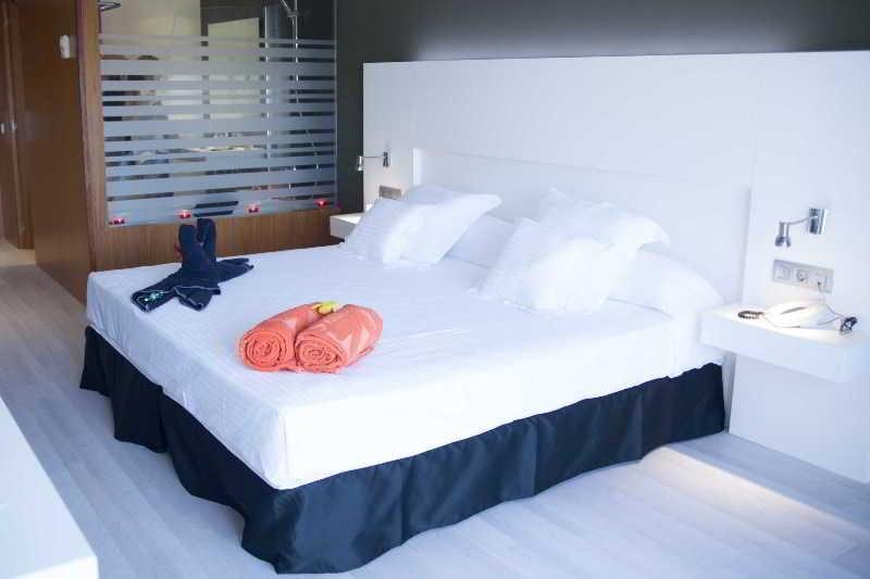R2 Romantic Fantasia Dreams & Suites Hotel (Adults Only) تاراخاليخو المظهر الخارجي الصورة